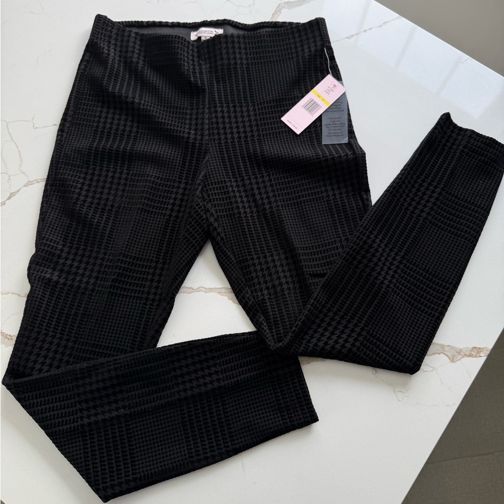NWT! Size M Nanette Lepore Black houndstooth Textured leggings Pants!